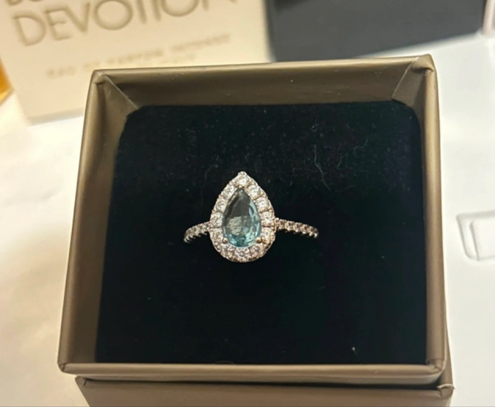 Anillo Salvatore.